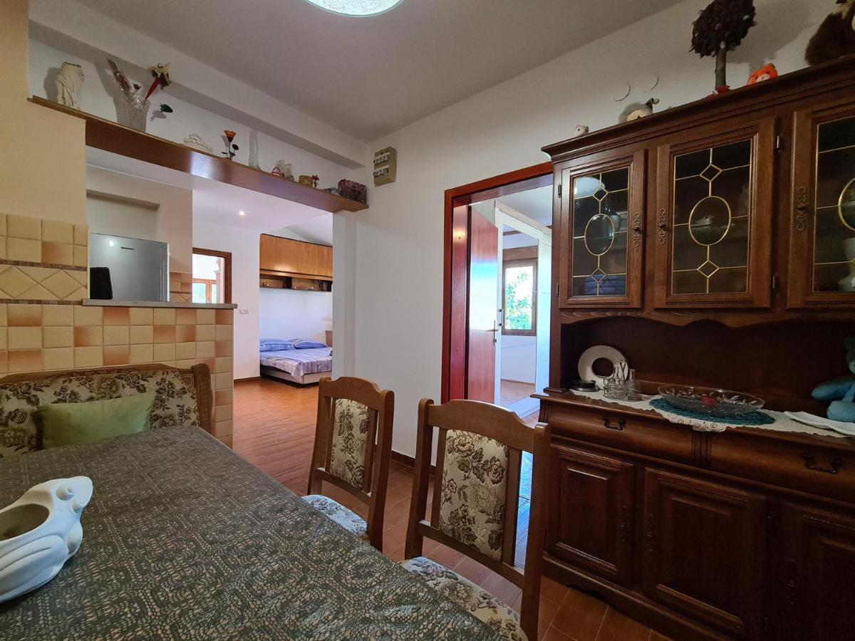 Apartments Mare 826 プーラ エクステリア 写真