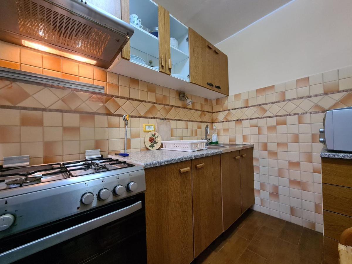 Apartments Mare 826 プーラ エクステリア 写真