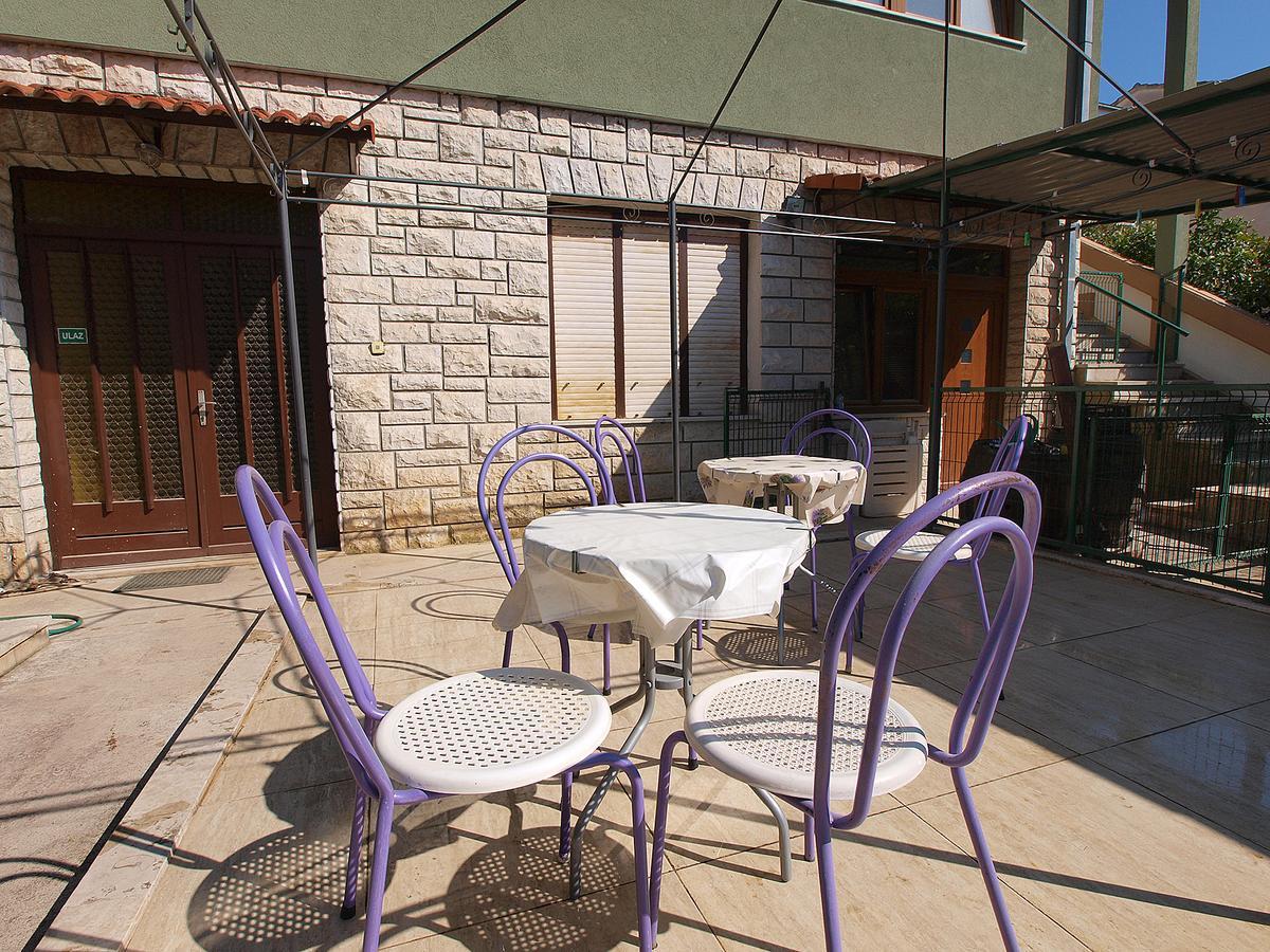Apartments Mare 826 プーラ エクステリア 写真